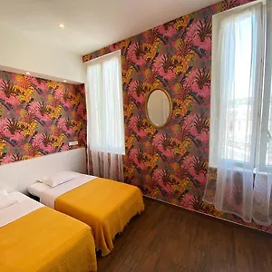 Interlaken 2*, Nice France