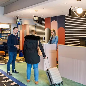 Ibis Part Dieu Les Halles 3*, Lione Francia